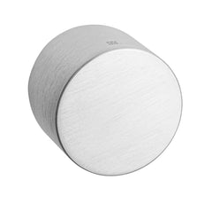 VM - LUI - BALLS - Straight balls